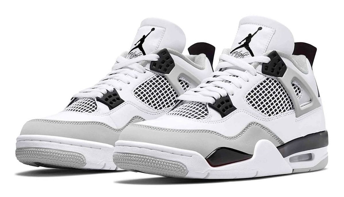 Air Jordan 4 Retro GS "Military Black"